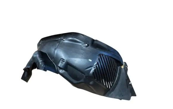 Front wheel arch liner splash guards