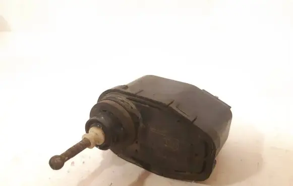 Volkswagen PASSAT B3 Headlight level adjustment motor 357941295 00437548