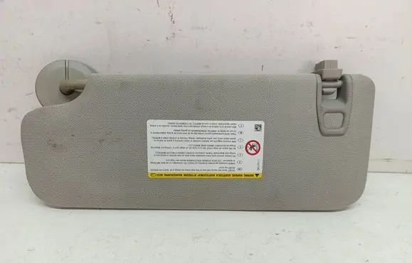 Chevrolet Malibu Sun visor