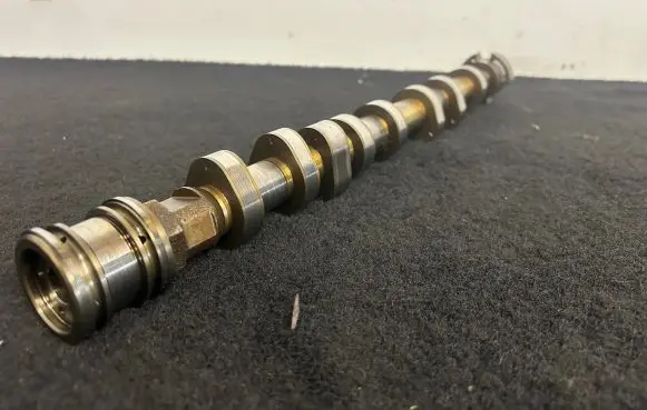 BMW X6 E71 Camshaft 756820506F
