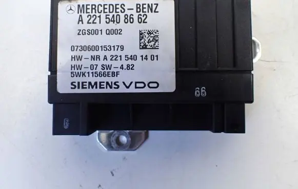 Mercedes-Benz CL C216 Other control units/modules A2215408662
