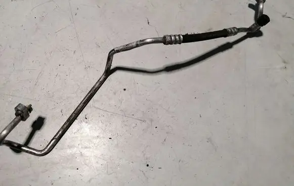 Mercedes-Benz E W212 Air conditioning (A/C) pipe/hose A2128309500