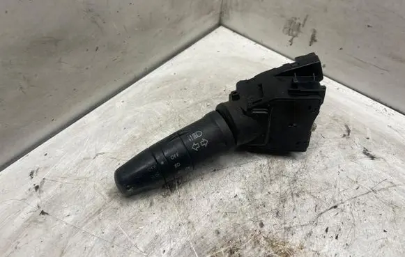 Nissan X-Trail T30 Indicator stalk 255408H700