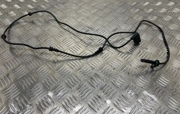 Mercedes-Benz GLC X253 C253 ABS rear brake sensor 0265009773