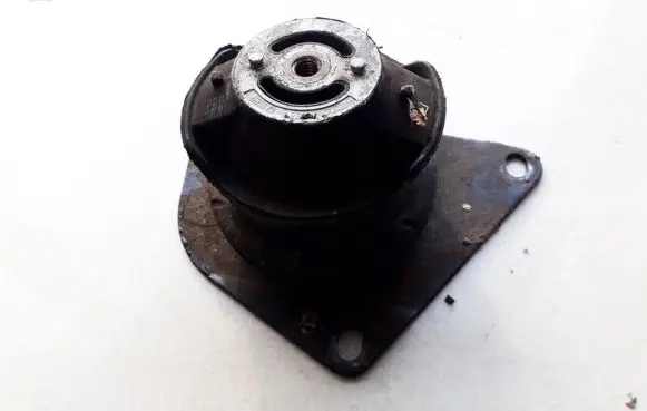 Volkswagen Polo III 6N 6N2 6NF Engine mount bracket 700090128 171589