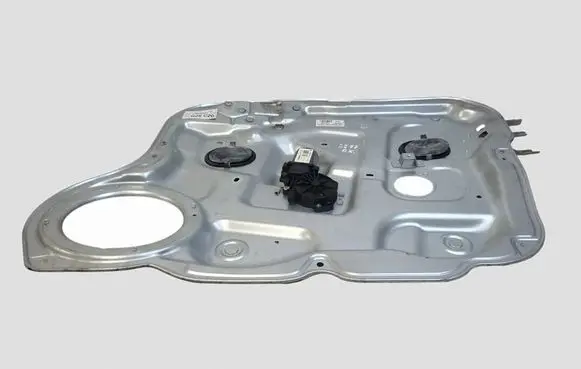 Hyundai Santa Fe Front door window regulator with motor 2601214 824802B030WKS4
