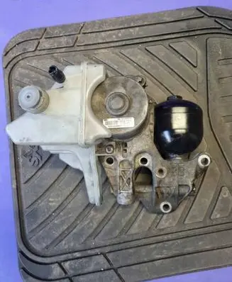Citroen C4 Grand Picasso Other gearbox part BM0077947C