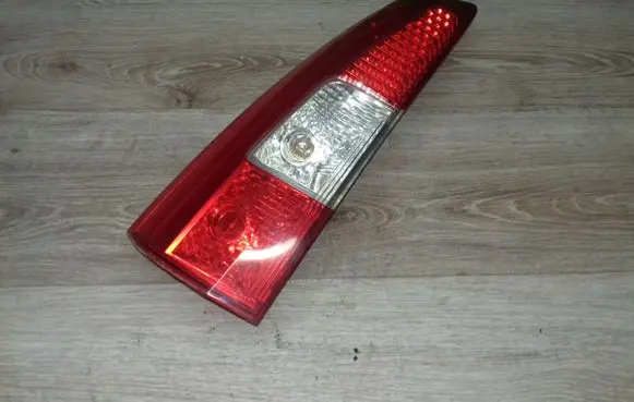 Volvo V70 Rear/tail lights 160985