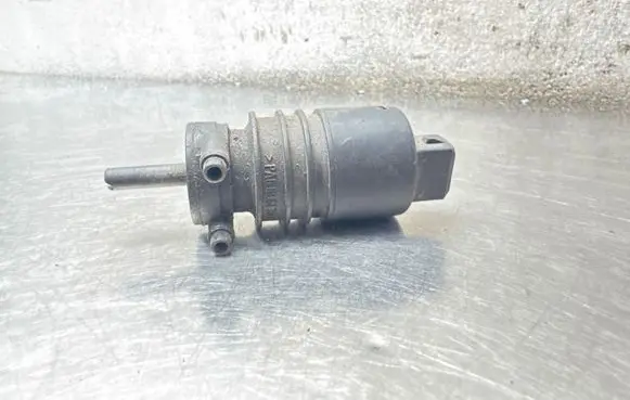 Opel Astra G Windscreen/windshield washer pump