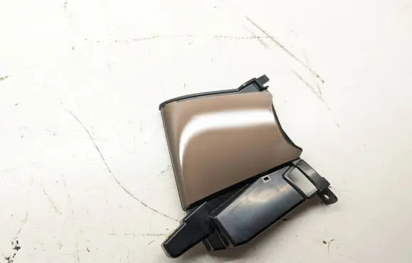 Chevrolet Tahoe Panel trim 84564942