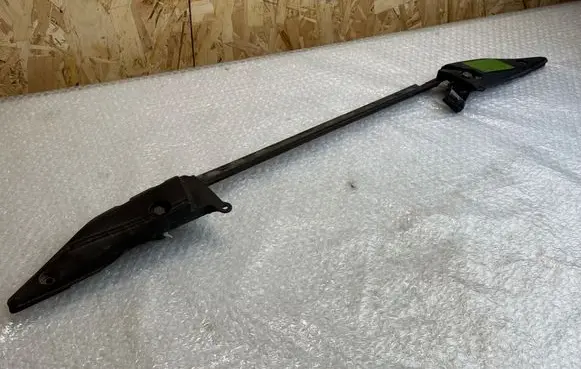 BMW X5 E53 Top upper radiator support slam panel 1439117 17111439117