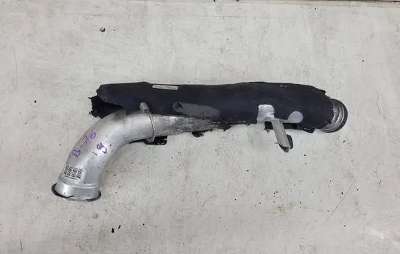 Mercedes-Benz C W205 Air intake hose/pipe 6540980207
