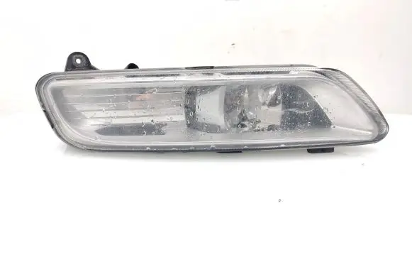 Volkswagen PASSAT B7 Front fog light