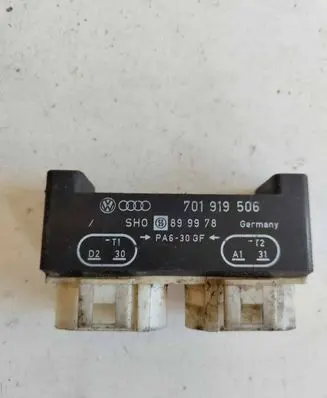 Volkswagen Transporter - Caravelle T4 Coolant fan relay 701919506 899978