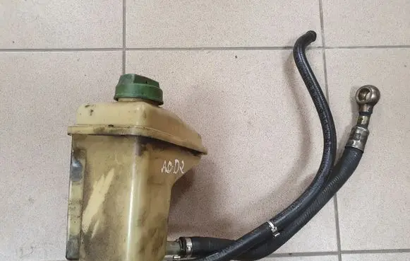 Audi A8 S8 D2 4D Power steering fluid tank/reservoir 4A0422373A