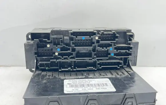 Mercedes-Benz CLK A209 C209 Fuse module 2095452001 5DK00848513