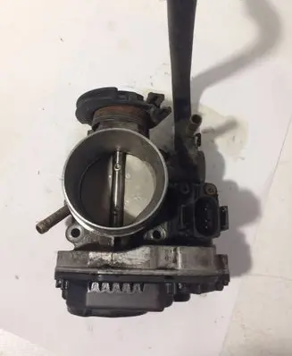 Audi A3 S3 8L Throttle valve 06A133064J 408237111012