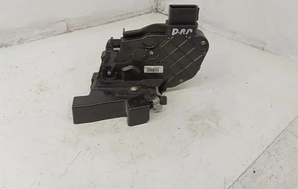 Volvo XC60 Front door lock 30799301