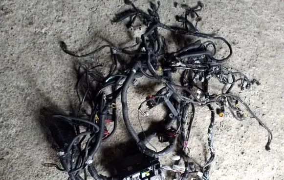 Mitsubishi ASX Engine installation wiring loom