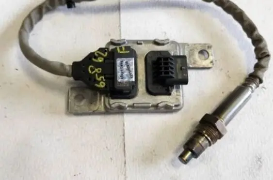 Volkswagen Sharan Lambda probe sensor 04L907805DJ NE65862