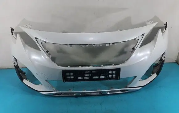 Peugeot 3008 II Front bumper IMPRK1532674