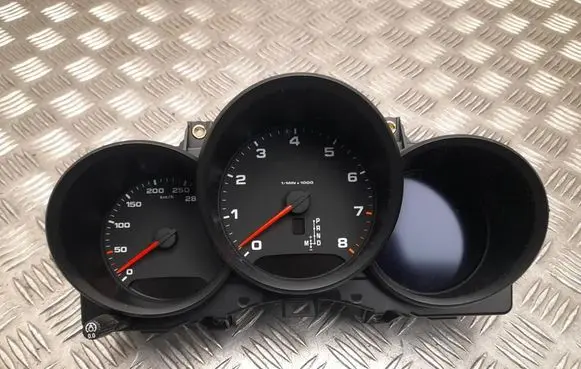 Porsche Macan (95B) Speedometer (instrument cluster) 95B920900HT