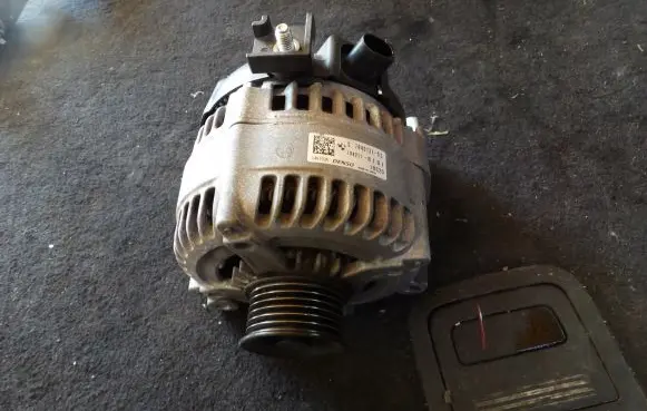 BMW X1 F48 F49 Generator/alternator 7640131