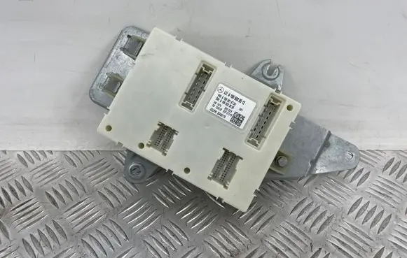 Mercedes-Benz GL X166 SAM control unit A1669009512 A1669022506 A1669016704