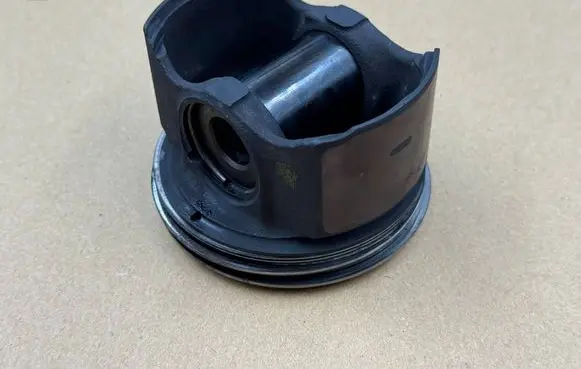 Fiat Ducato Piston N519 Y06B
