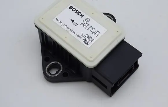 Hyundai i30 ESP acceleration yaw rate sensor 956901H000 0265005700