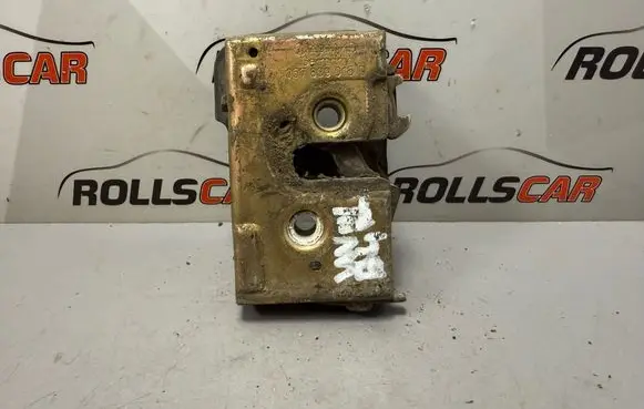 Volkswagen PASSAT B4 Rear door lock 357839015D