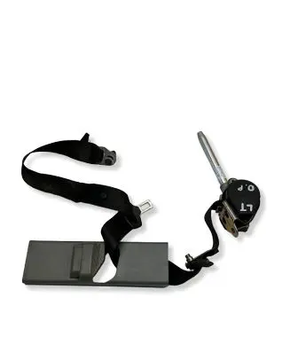 Volkswagen II LT Front seatbelt 0566097100 01000000 9016920144
