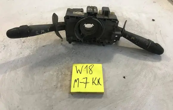 Renault Megane I Wiper turn signal indicator stalk/switch S442630