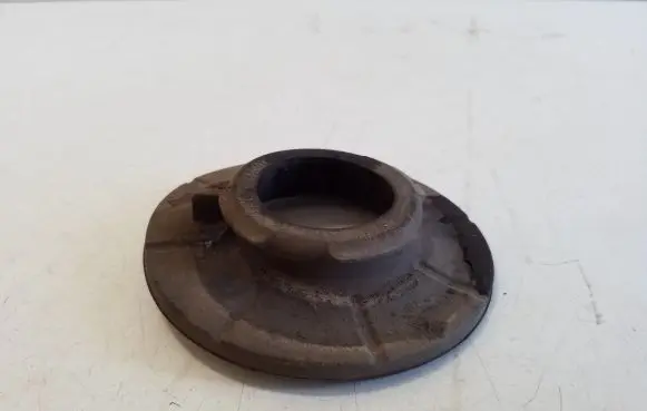 Volvo XC40 Rear coil spring rubber mount 31451676