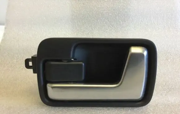 Land Rover Discovery 3 - LR3 Front door interior handle FVC500136 FVC500136XXX