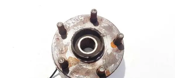 Toyota Verso Front wheel hub