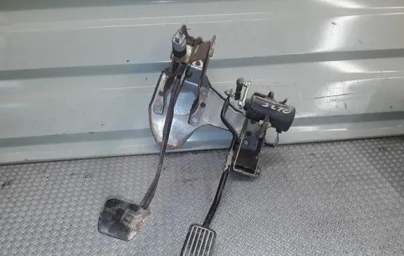 Land Rover Freelander Pedal assembly 