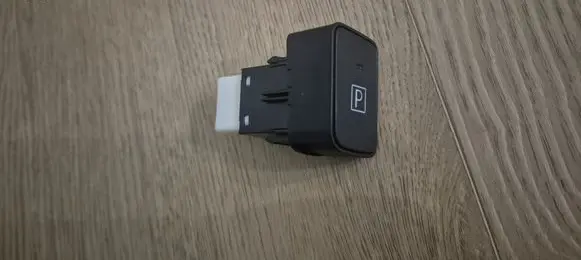 Toyota Auris E180 Hand parking brake switch 8471802060