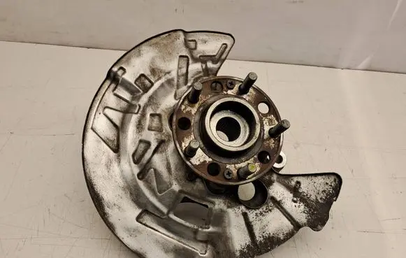 Hyundai i30 Front wheel hub spindle knuckle 51701S0600