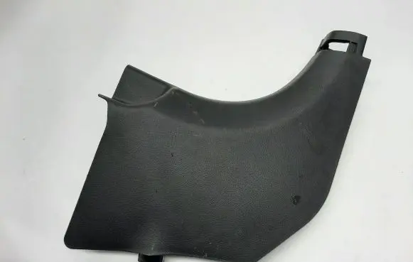 Hyundai Tucson IV NX4 Front sill trim cover 85824N7000