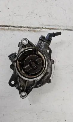 Peugeot RCZ Vacuum pump V758642490