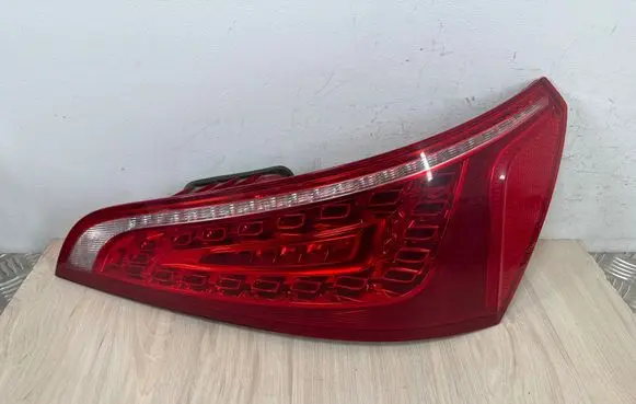 Audi Q5 SQ5 Rear/tail lights 8R0945094A AU416F2L