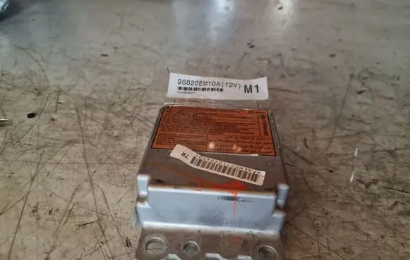 Nissan Tiida C11 Airbag control unit/module 98820EM10A