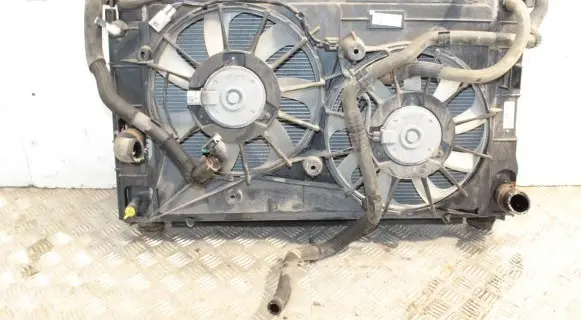 Toyota Auris E180 Radiator set MF4227504594 MF4221341041