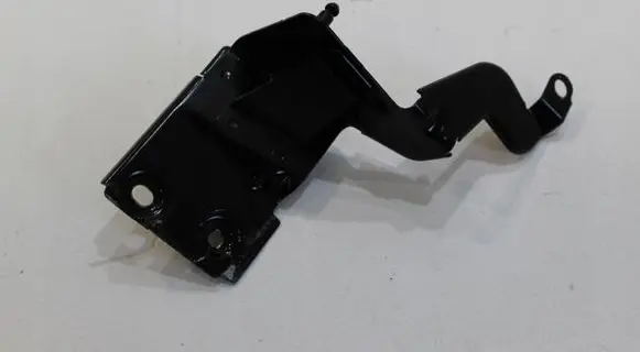 Volkswagen PASSAT B8 ABS pump bracket 5Q1614235E
