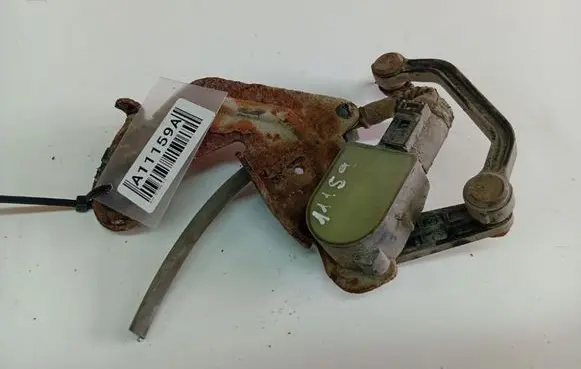 Audi A6 S6 C6 4F Front height sensor lever 4B0973712