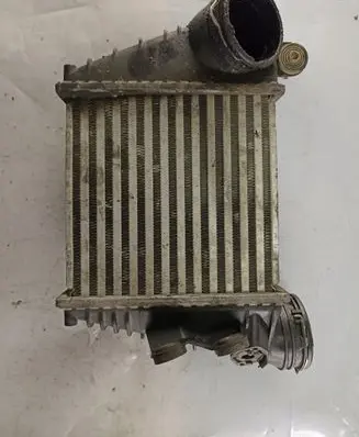 Volkswagen Golf IV Intercooler radiator NRF200206
