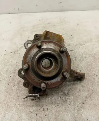 Ford C-MAX I Front wheel hub spindle knuckle