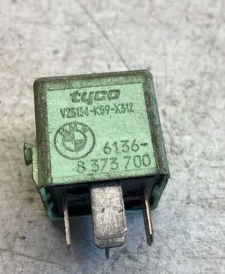 BMW X3 E83 Other relay 61368373700