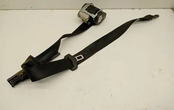 Volkswagen Crafter Front seatbelt